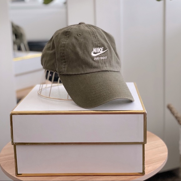 nike olive green cap
